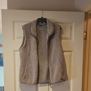 Free Country Women's Cozy Teddy Vest in Beige